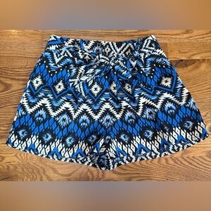 Monteau. Black & Blue Aztec Print Tie Shorts. Size Small.
